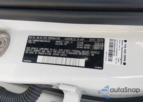 2024 Volvo S60 Recharge Plug-In Hybrid T8 Plus Black Edition z USA, uszkodzony, nr VIN 7JRH60FHXRG316428